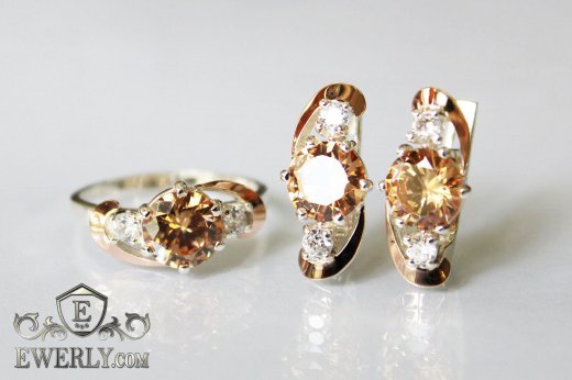 Сережки і кільце зі срібла з каменями кольору шампань, фото