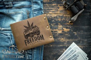 Гаманець з малюнком і написом "FREEDOM", фото