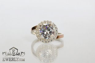 Кольцо из серебра с белым камнем, фото