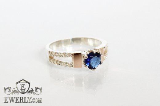 Кольцо из серебра с синим камнем, фото