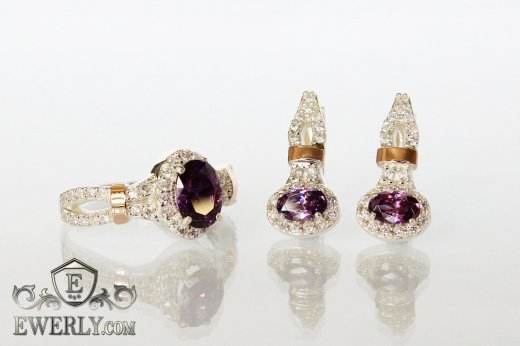 Жіночий набір: сережки і кільце зі срібла з каменями (колір-аметист), фото