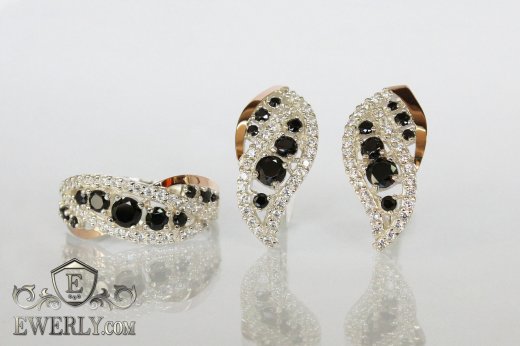 Жіночий набір: сережки і кільце зі срібла з чорними каменями, фото