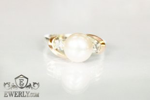 Серебряное кольцо с белым фианитом - жемчугом, фото