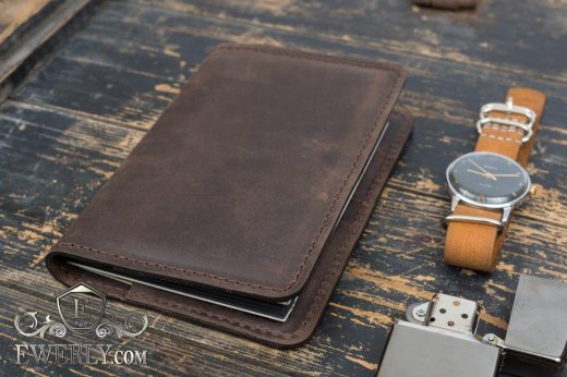 Handmade purse made of genuine leather, фото