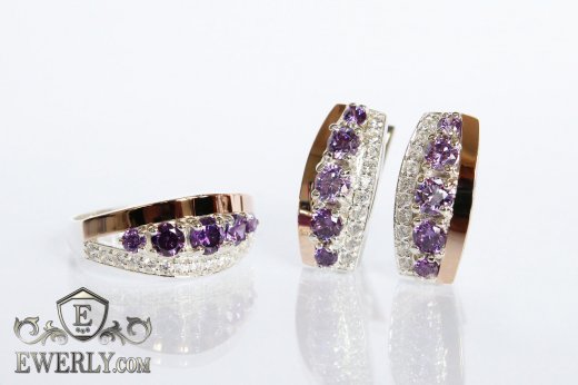 Кольцо и серёжки из серебра с золотом (камни цвета-аметист), фото