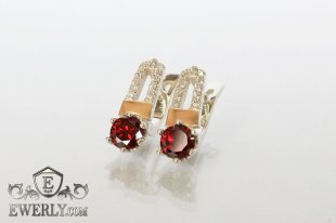 Серьги с красными камнями (серебро 925 пробы), фото